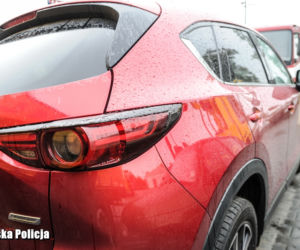 Toyota Yaris Hybrid i Mazda CX-5 odzyskane przez kryminalnych