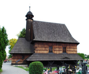 To jedno z najpiękniejszych śląskich miast. Zachwyca nie tylko unikatowym rynkiem, ale też drewnianym kościołem