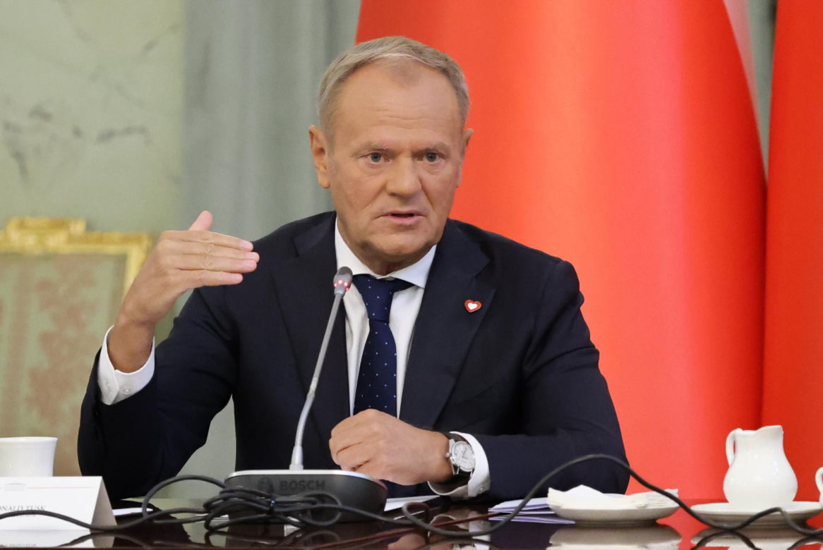Iskrzy między Donaldem Tuskiem a Karolem Nawrockim