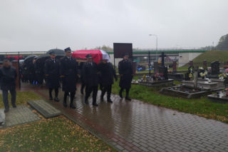 Pogrzeb strażaka, który zginął podczas gaszenia pożaru w Nisku