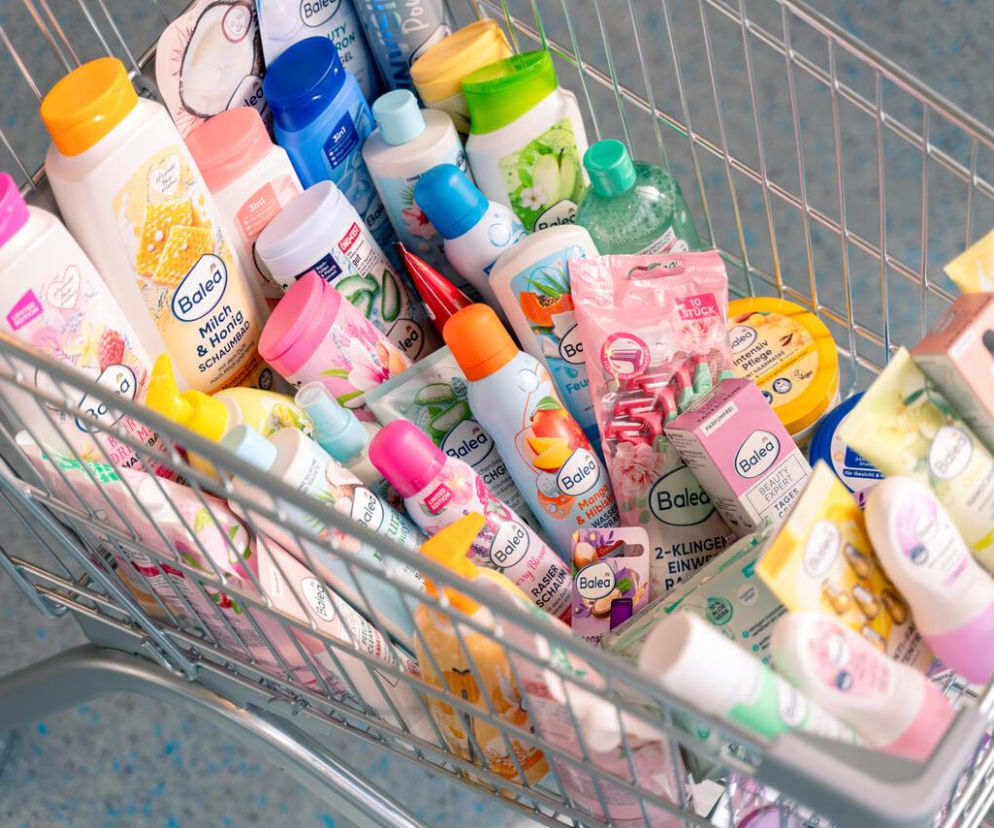 To ulubione miejsce na zakupy kosmetyków i nie tylko. Zgarnij voucher do  dm-drogerie markt i skomponuj swój zestaw marzeń! 