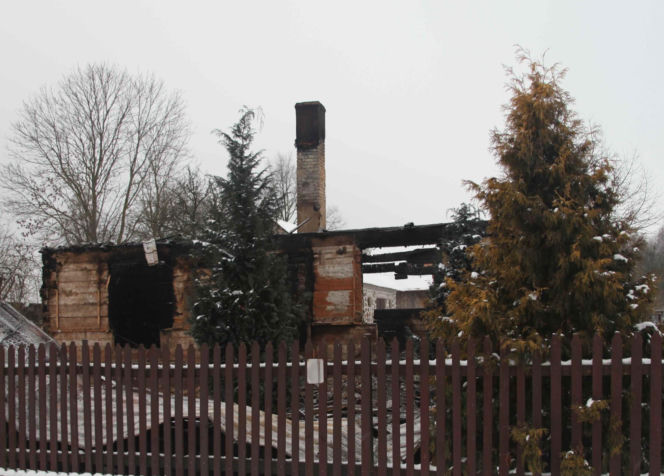 Ratowała sąsiadów z pożaru, osierociła synka. Tragedia na Mazowszu