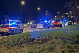 Nocny pościg jak z filmów akcji na ulicach Warszawy. Policjanci nie mogli dogonić mężczyzny