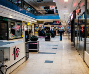 Rząd otwiera galerie handlowe
