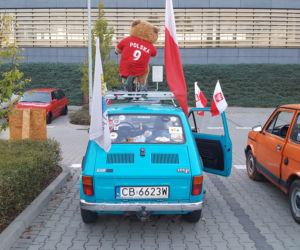 Bydgoskie Klasyki Nocą po raz kolejny oczarowały miłośników zabytkowych aut!
