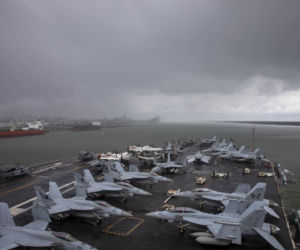 Napięcia na Bliskim Wschodzie. Amerykańska flota u wybrzeży Iranu i plany ewakuacji turystów z Izraela