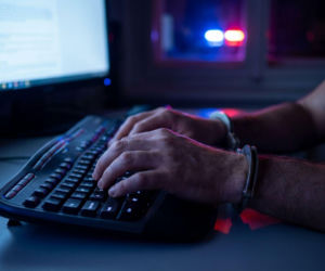 Szokujące odkrycie śledczych z Torunia. Tysiące plików z dziećmi 