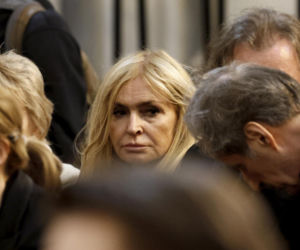 Monika Olejnik na pogrzebie senatora Piesiewicza. Towarzyszył jej ukochany