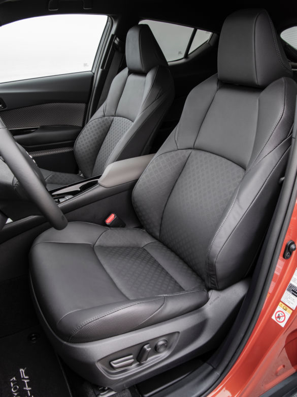 Toyota C-HR 2.0 Hybrid Dynamic Force 184 KM e-CVT