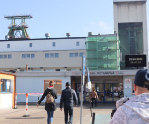 Wstrząs w kopalni Zofiówka. Ratownicy szukają górników