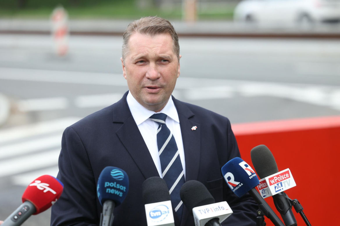 Konferencja Przemysława Czarnka na stacji Orlen