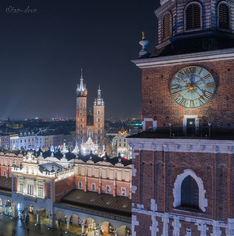 Kraków niczym Las Vegas. Takich zdjęć nocnego miasta jeszcze nie widziałeś