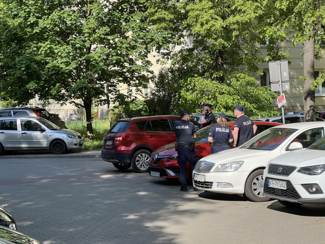 Atak nożownika w szpitalu. Podejrzany 35-latek doprowadzony do prokuratury
