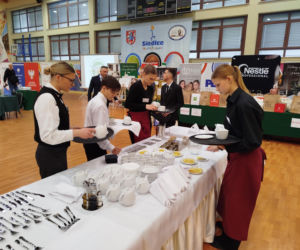 Już po raz ósmy w Siedlcach rywalizowali młodzi kelnerzy z całej Polski