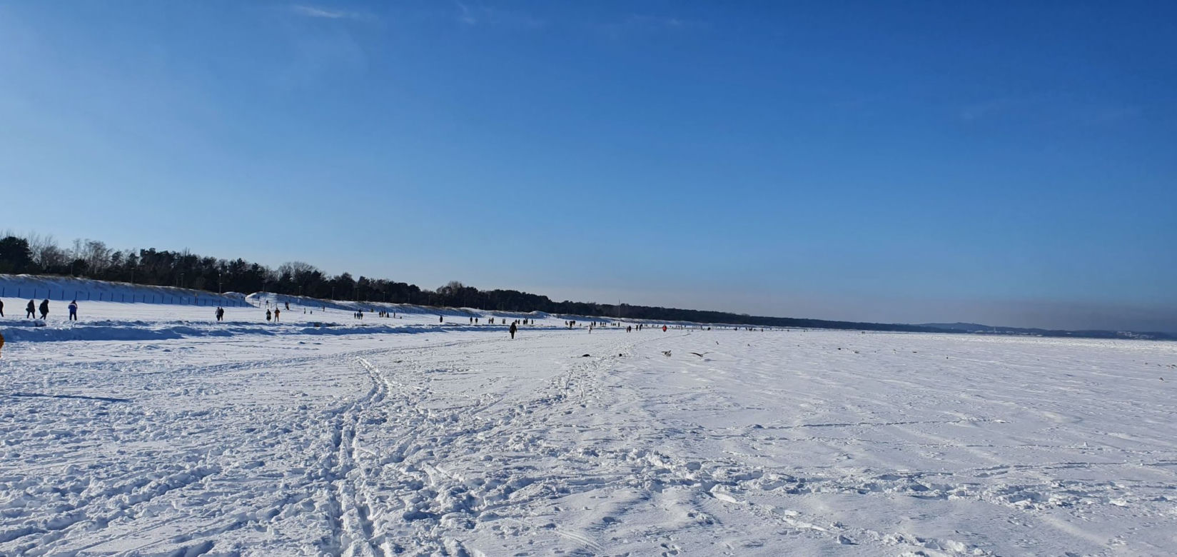Plaża w Świnoujściu w zimowej odsłonie
