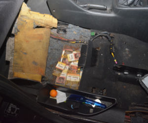 Opel Zafira z nielegalnymi papierosami