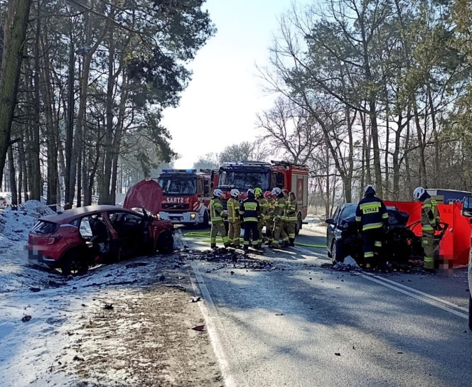 Wypadek pod Siedlcami. Zderzyły się dwie panie, jedna zginęła