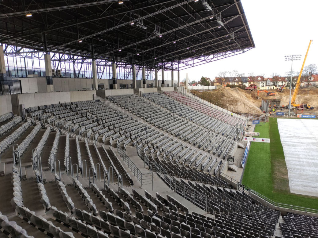 Stadion Pogoni Szczecin czeka na przyjęcie kibiców