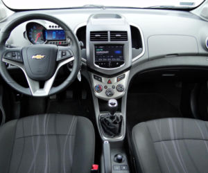 Chevrolet Aveo 5d 2013