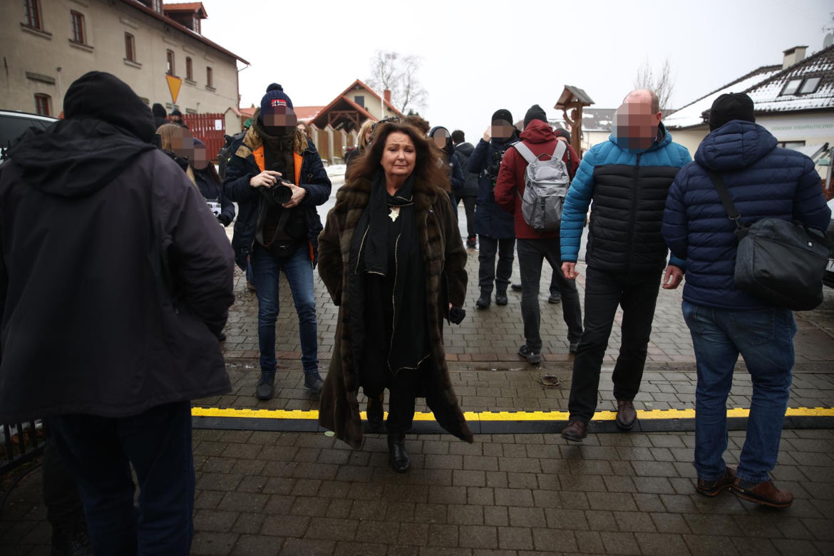Pogrzeb ks. Isakowicza-Zaleskiego. Tak żegnają zmarłego kapłana