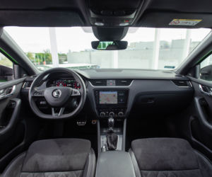 Skoda Octavia RS Challenge vs Peugeot 308 GTi