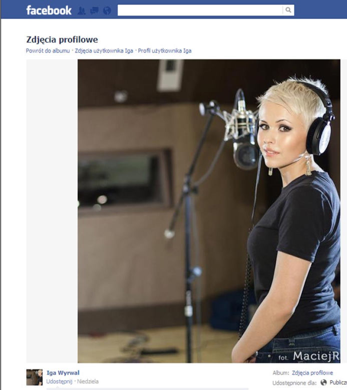 Idze Wyrwał  znika biust