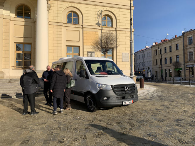 Lublin "mostem pomocy". Pojazd dla osób z niepełnosprawnościami trafi do Ukrainy