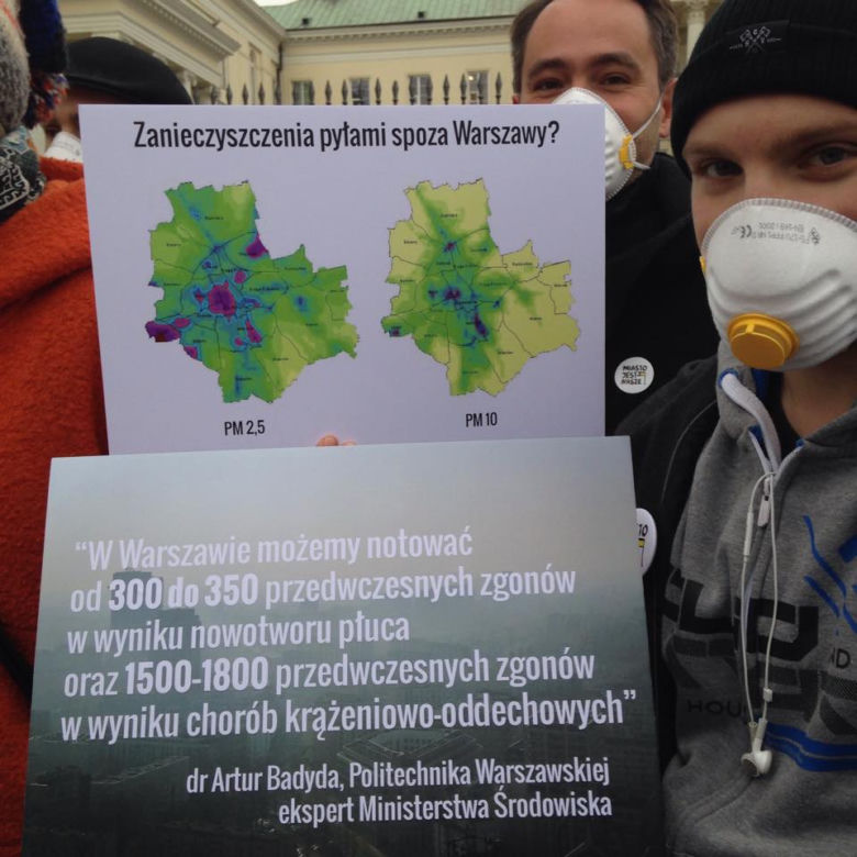 Spotkanie przed UM Warszawa
