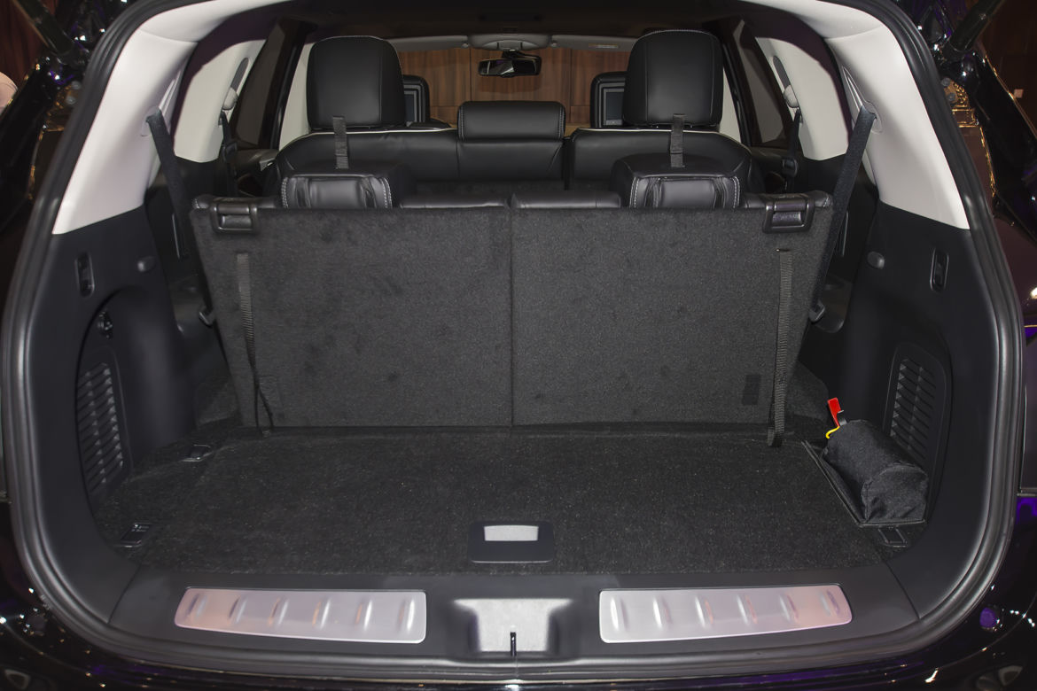 Infiniti QX60 Hi-Tech 3.5 V6 262 KM CVT