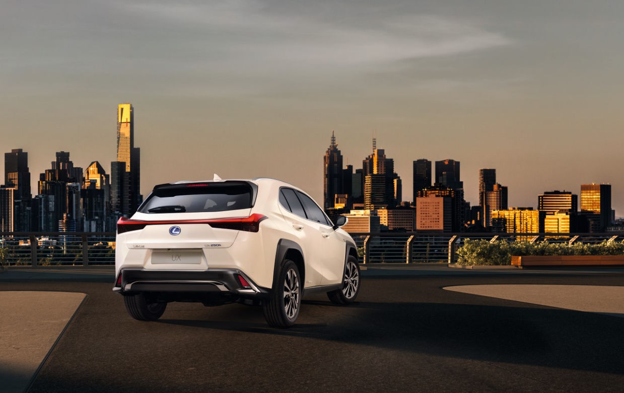 Lexus UX