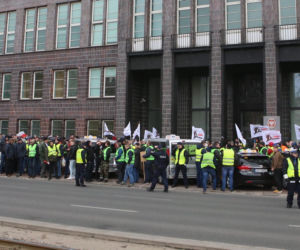 Protest taksówkarzy w Warszawie