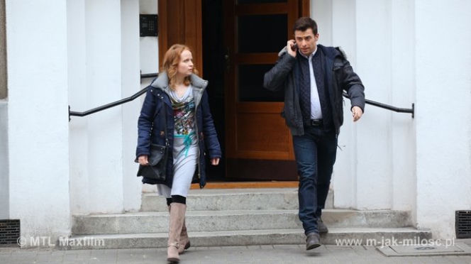 	M jak miłość odcinek 1146, Ewa (Dominika Kluźniak), Marek Mostowiak (Kacper Kuszewski)