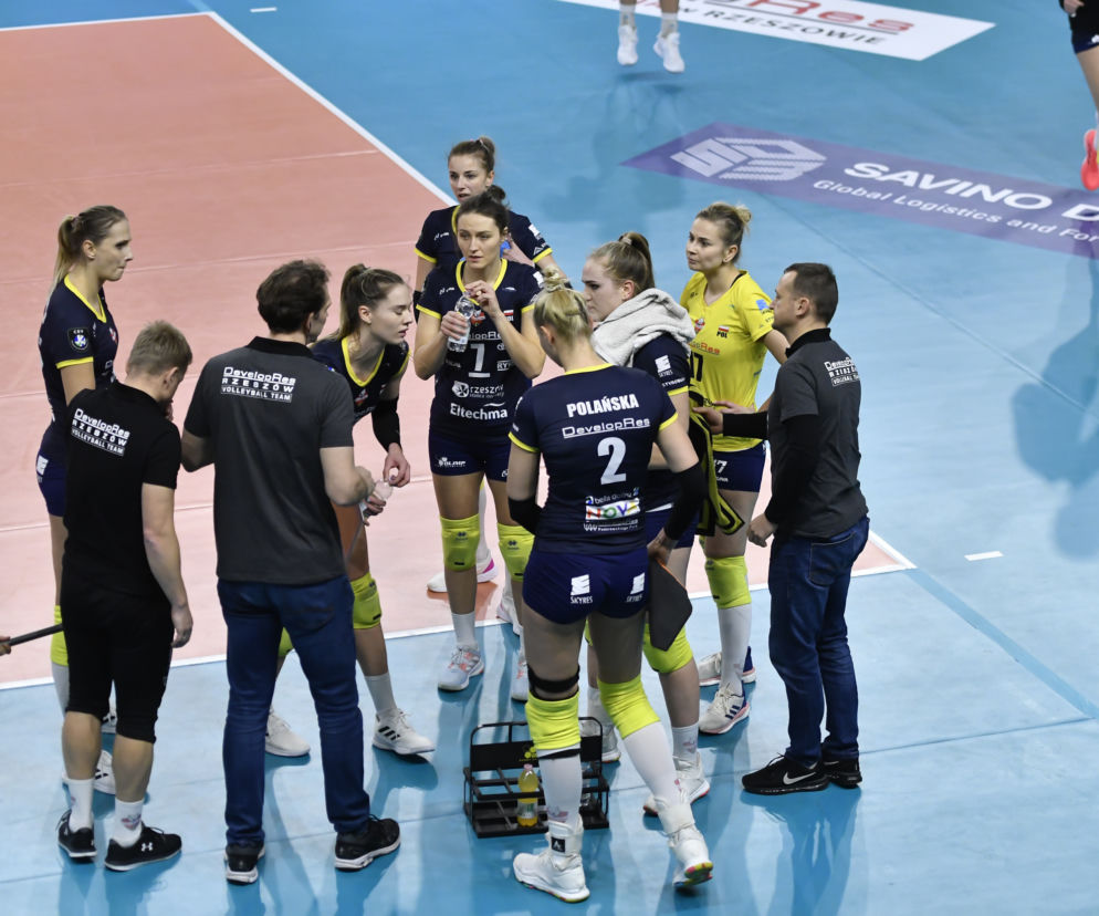 Siatkówka, Developres Rzeszów, siatkarki, drużyna, Stephane Antiga