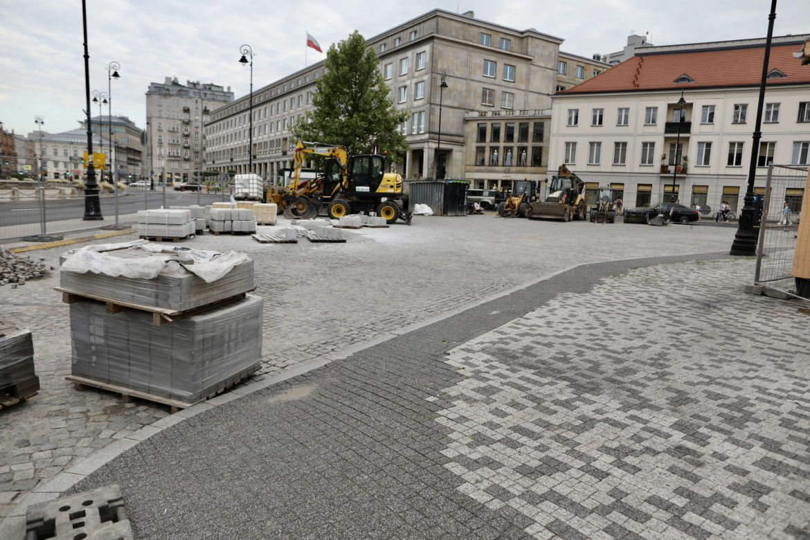 Rewolucja na Placu Trzech Krzyży. Trzaskowski: „Istotne zmiany”