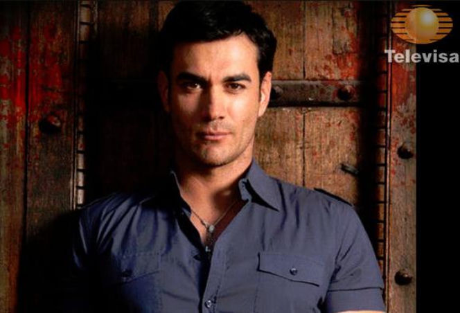 Kłamać aby żyć (Mentir para vivir) - David Zepeda (Ricardo)