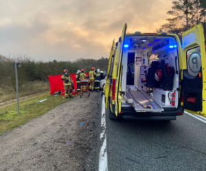 Karambol w Przyłubiu. Na drodze śmierci zderzyły się auta osobowe i bus. PRZERAŻAJĄCE zdjęcia