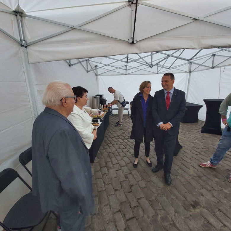 Lech Wałęsa pokazał kulisy manifestacji z 4.06