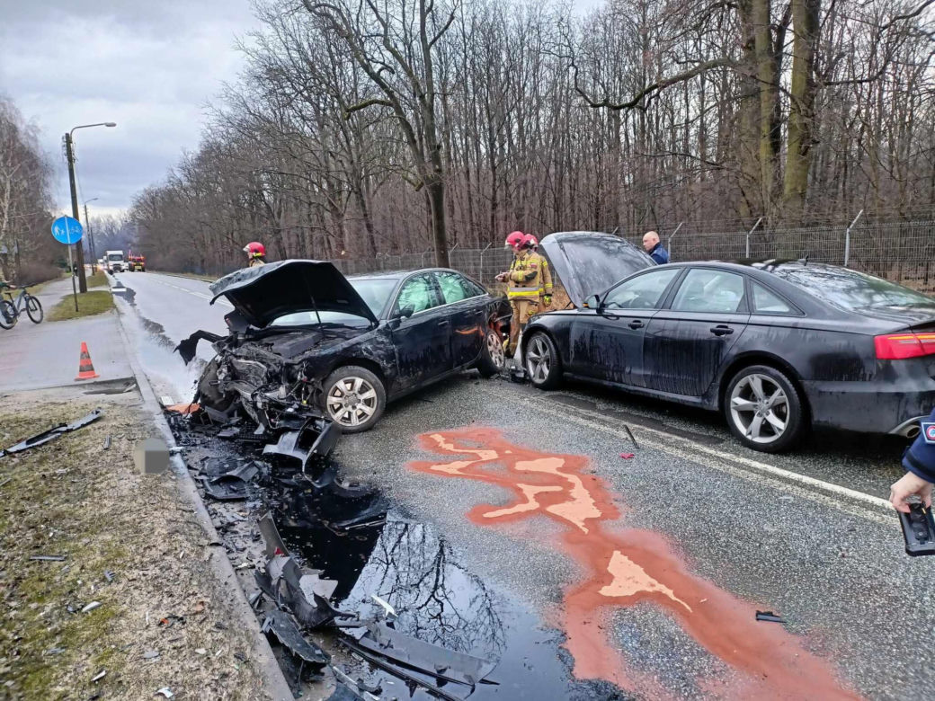 Zderzeniu sześciu samochodów, jedna osoba poszkodowana 