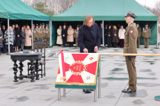 Nowy sztandar dla wojskowych logistyków. Doniosła uroczystość w Warszawie