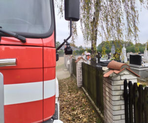 Strażacy dezynfekują ulice, przystanki i urządzenia w gminie Ryglice