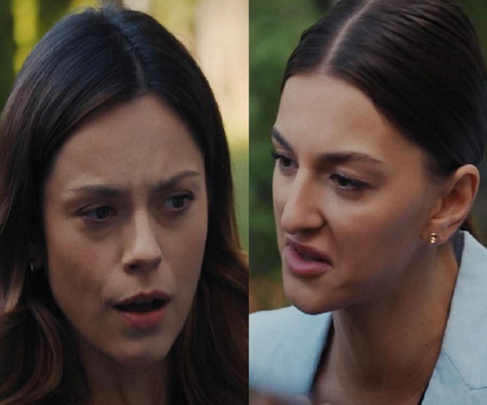 Paulina Lasota (Kasia) i Katarzyna Russ (Anka Sokołowska) w scenie z serialu M jak miłość. Kobiety wyglądają na zestresowane, Kasia ma otwarte usta, Anka skrzywioną minę. Artykuły o ich losach znajdziesz na Super Seriale.