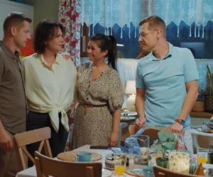 M jak miłość. Marysia (Małgorzata Pieńkowska), Paweł (Rafał Mroczek), Piotrek (Marcin Mroczek), Kinga (Katarzyna Cichopek)