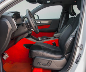 Volvo XC40 D4 190 KM R Design