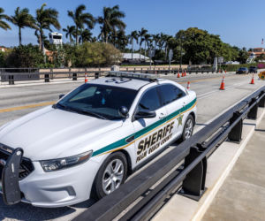 Śmierć w willi Trumpa! Obsesja na punkcie Epsteina