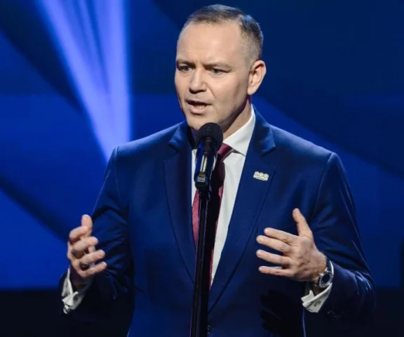 Prezydent Nawrocki wetuje kolejne ustawy!