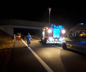 Koszmarny wypadek w Brzozie, nie żyje jedna osoba, auto zmasakrowane!
