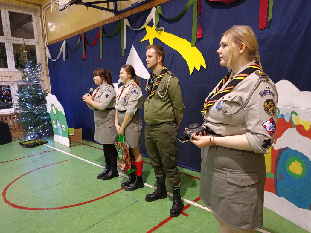 W zlocie bożonarodzeniowym Hufca ZHP Podlasie  w Siedlcach uczestniczyło w 2023 roku ok. 180 osób