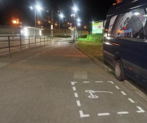 Olsztyn. Hulajnogi nie zaparkujesz już gdzie popadnie. Powstały specjalne strefy [ZDJĘCIA]