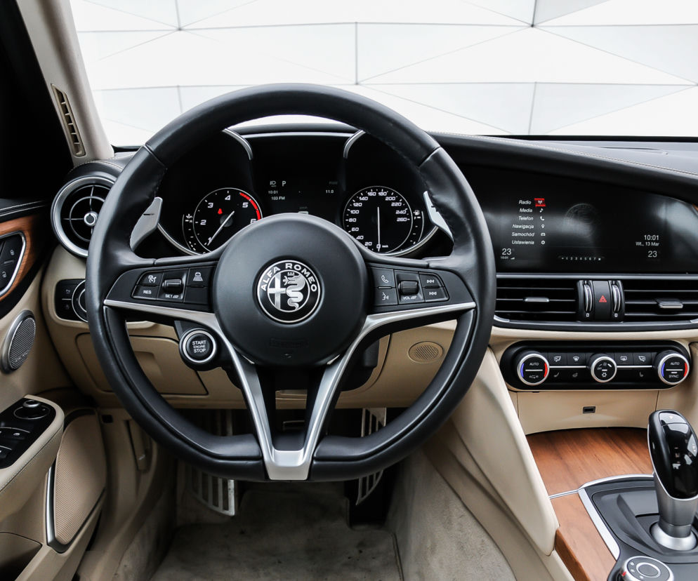 Alfa Romeo Giulia 2.2 D Turbo Veloce 210 KM Q4 AT