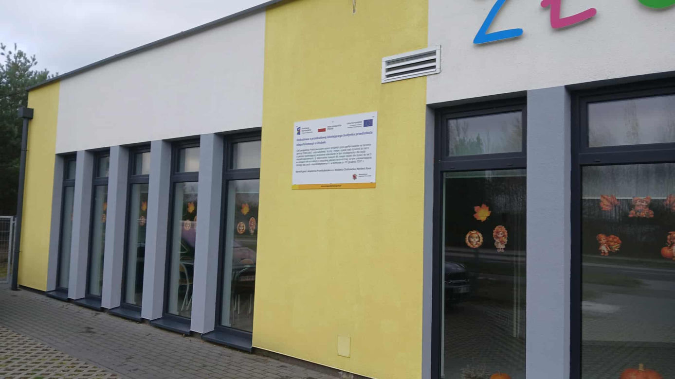 Policja prowadzi postępowanie, a rodzice i dyrekcja placówki nie kryją niepokoju